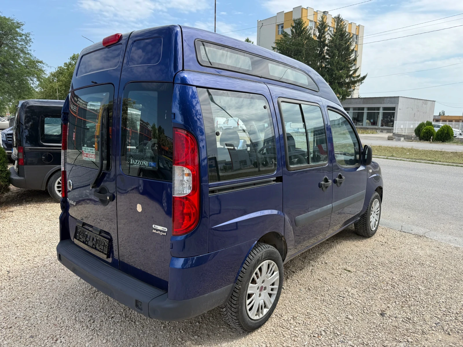 Fiat Doblo За хора с увреждания - изображение 4