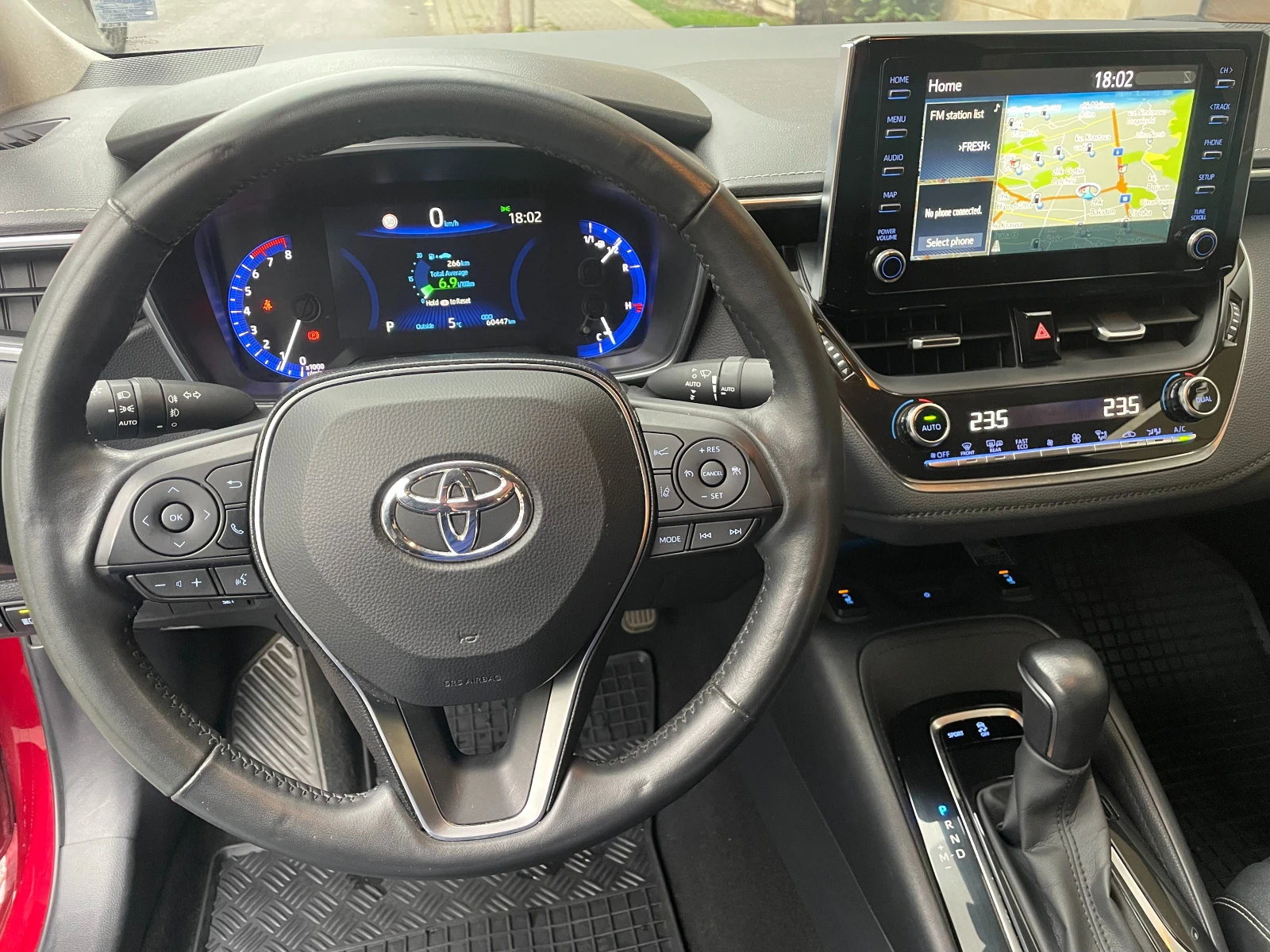 Toyota Corolla 1.6 CVT Luxury Plus- в Гаранция - изображение 9