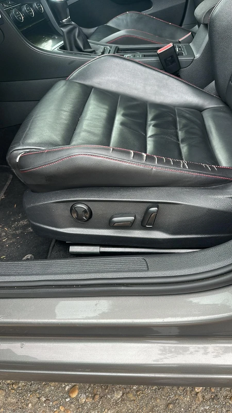 VW Golf 1.6tdi Highline - изображение 7