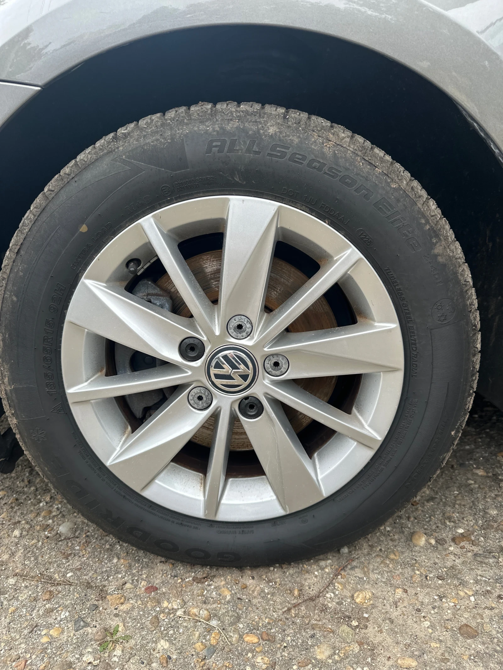 VW Golf 1.6tdi Highline - изображение 10