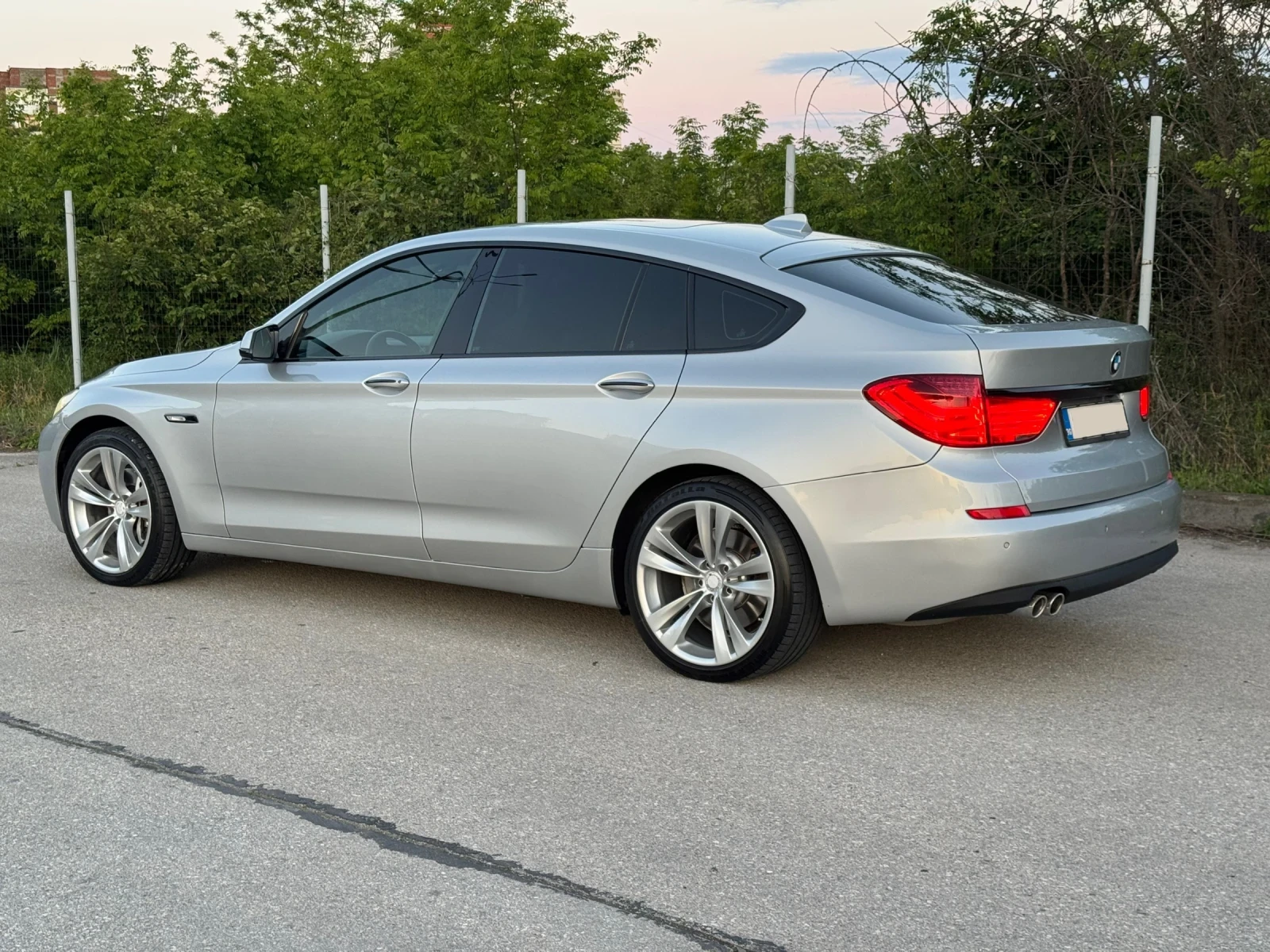 BMW 5 Gran Turismo 530D M-Pack Обдухване/Масаж/Панорама - изображение 4