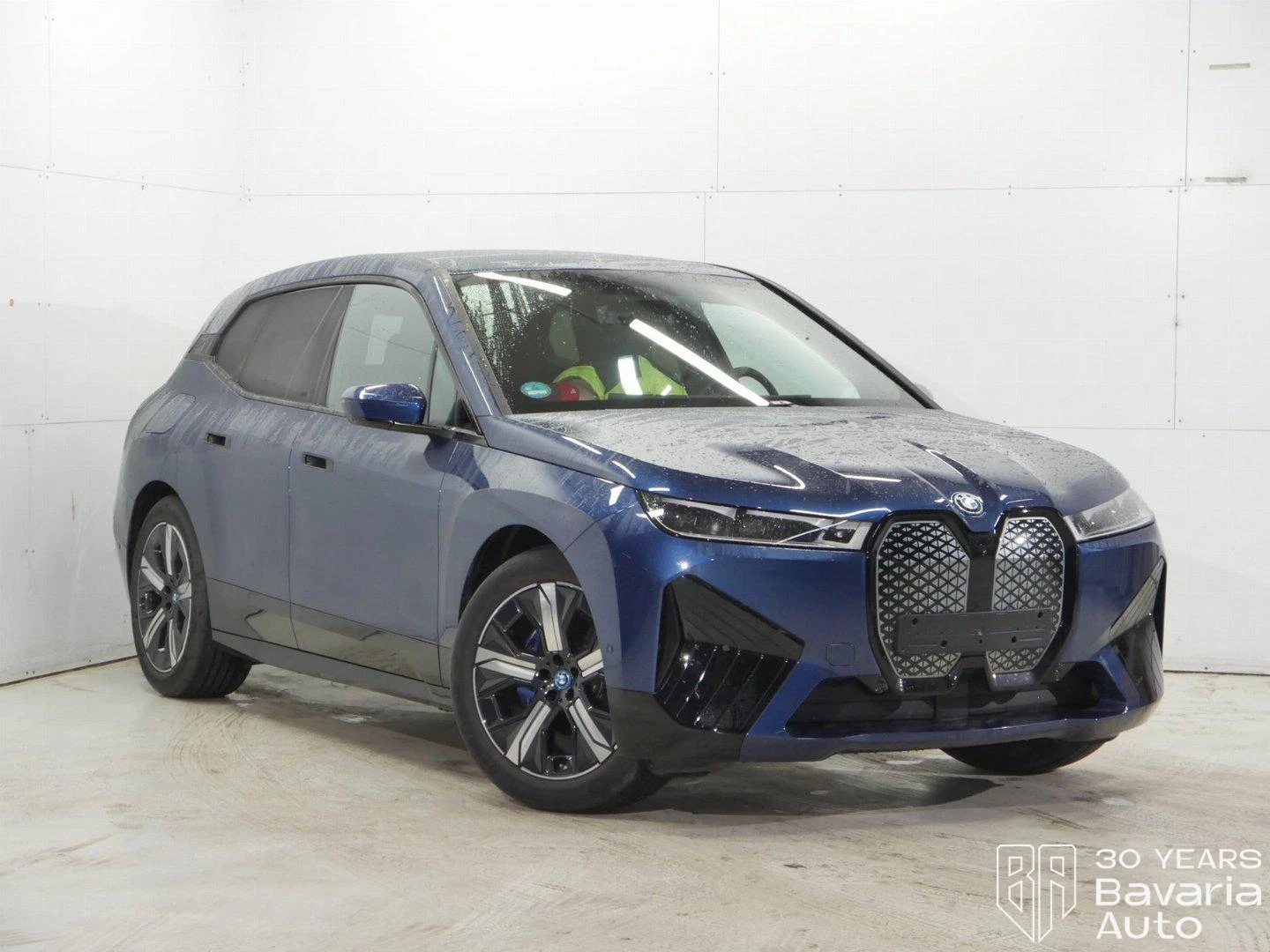 BMW iX 40 xDrive Sport - изображение 4