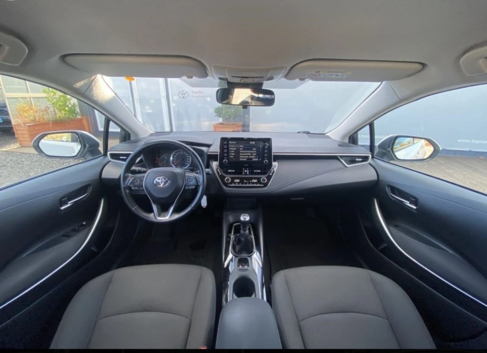 Toyota Corolla 1.6i Comfort - изображение 4