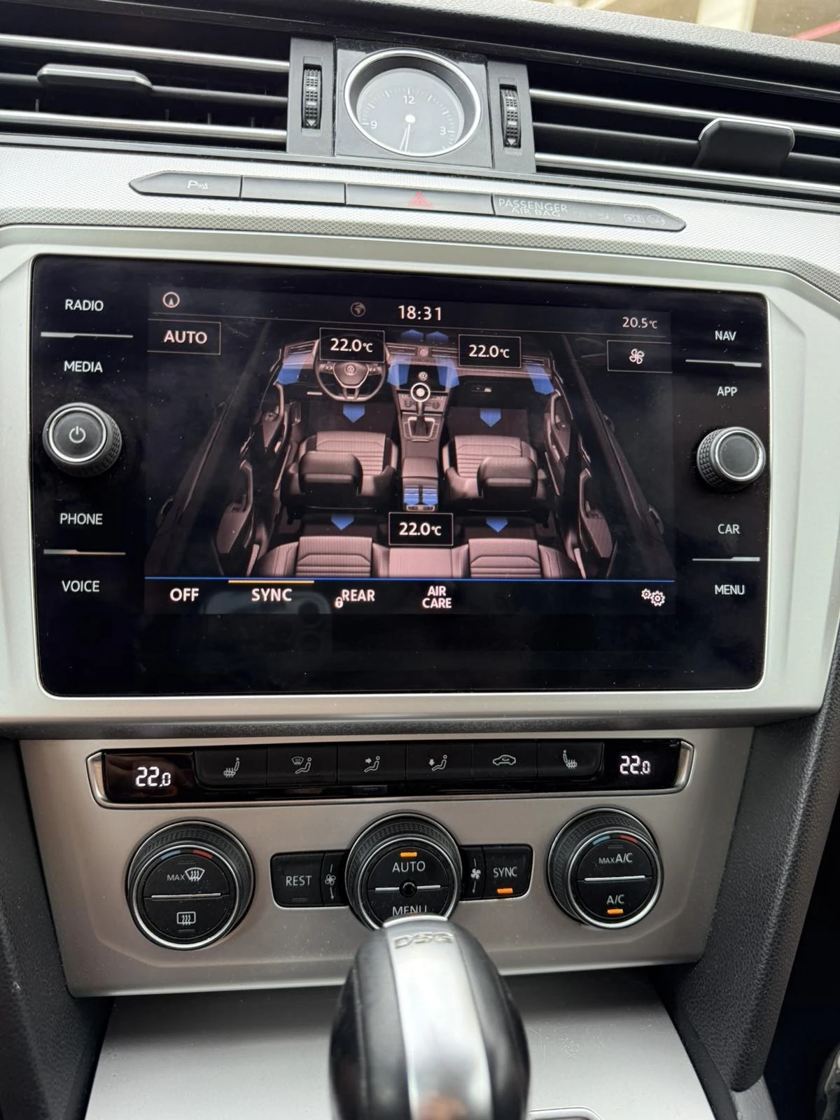 VW Passat 2.0 TDI, снимка 13 - Автомобили и джипове - 53391657
