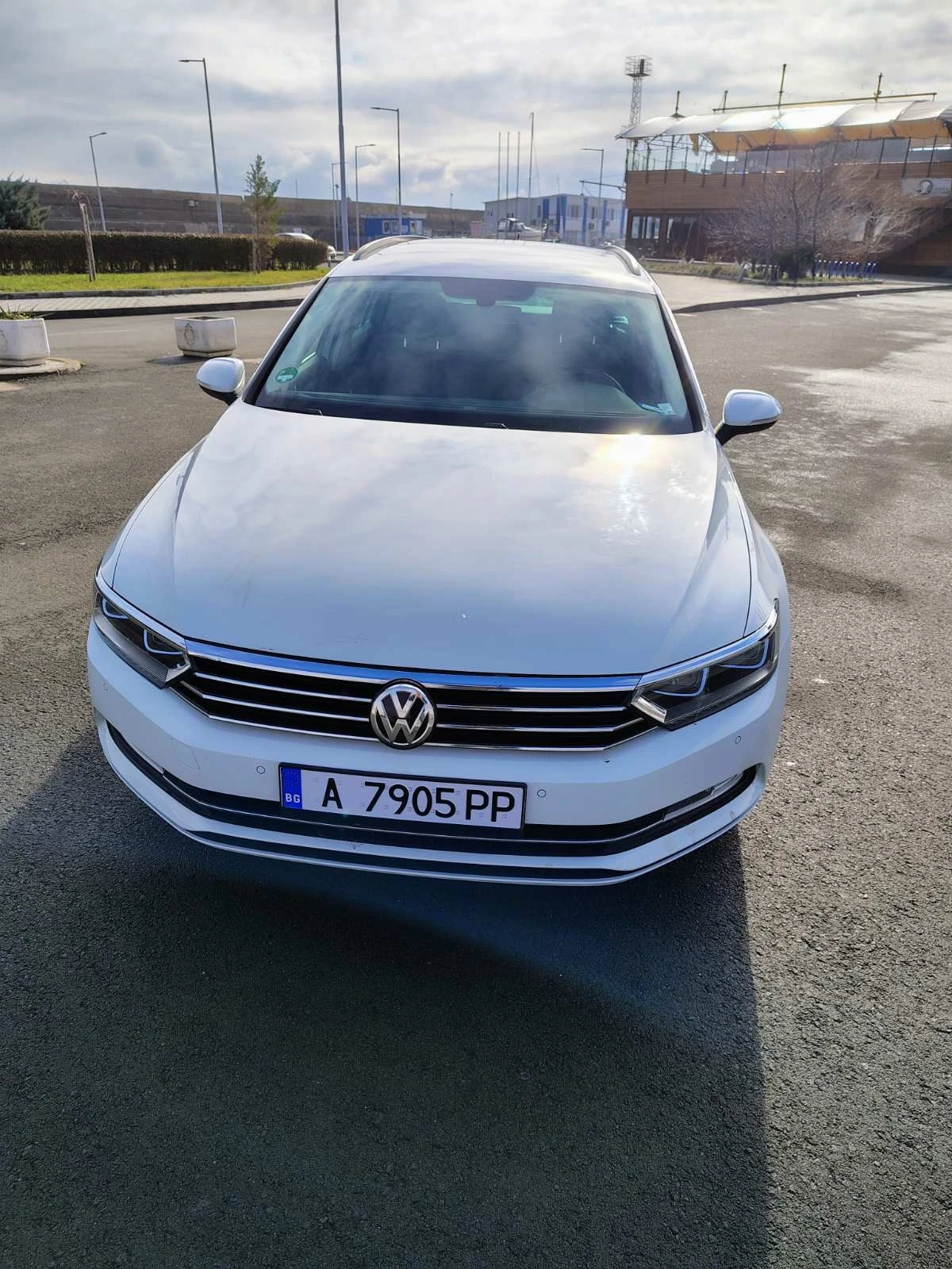 VW Passat 2.0 TDI, снимка 3 - Автомобили и джипове - 53391657
