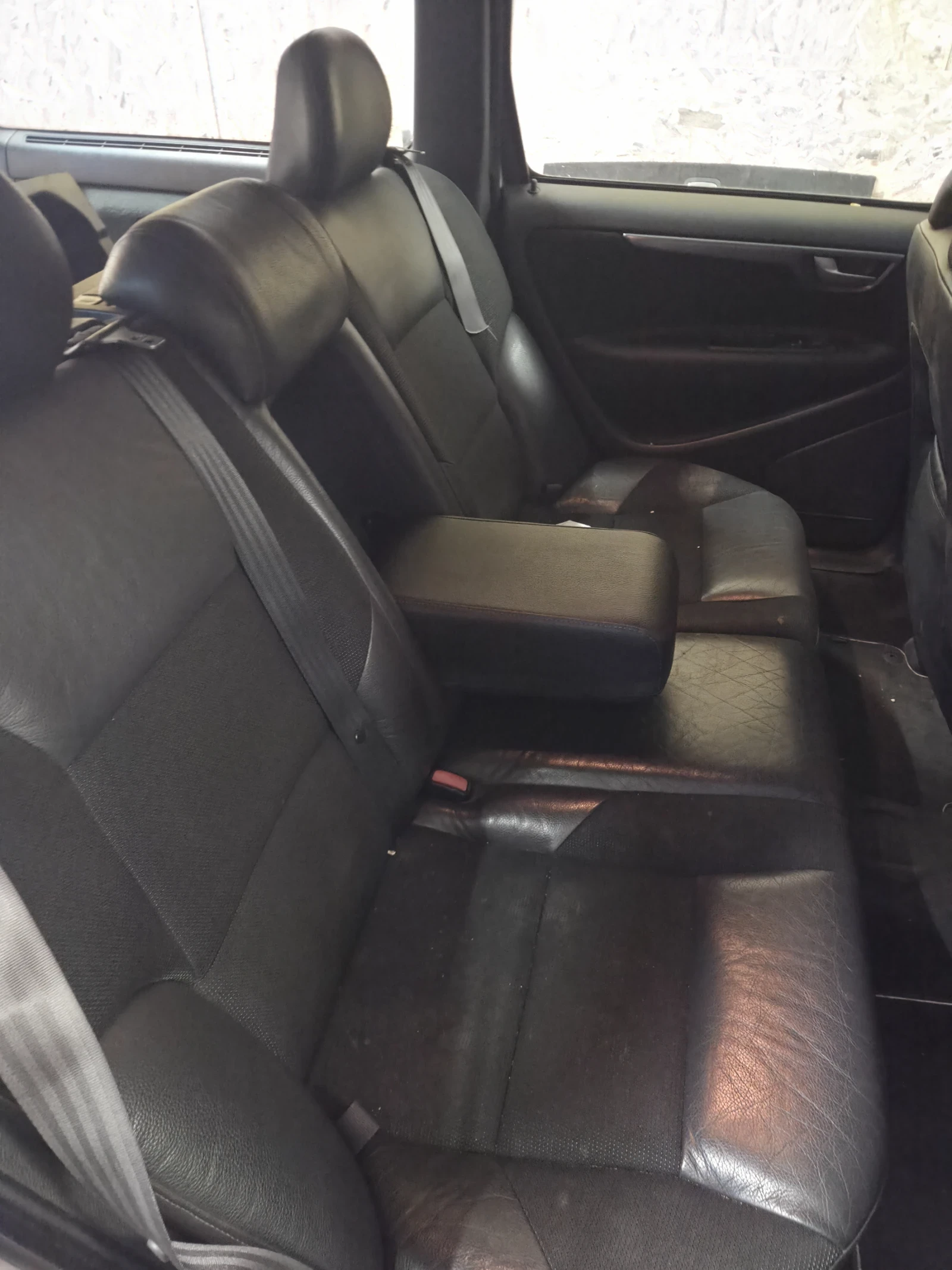 Volvo V70, снимка 4 - Автомобили и джипове - 54007264