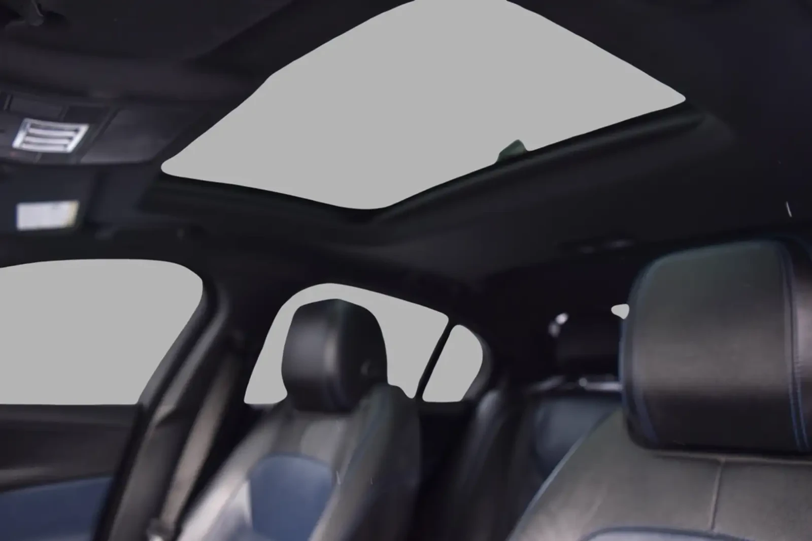 Jaguar XE 20d R-Sport AWD Diesel, снимка 16 - Автомобили и джипове - 54959953