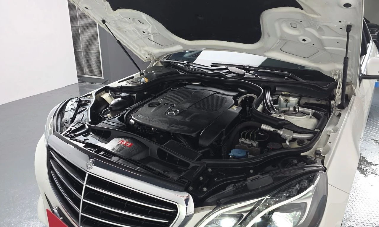 Mercedes-Benz E 300 �������� * ���� * KEYLESS * ����������  | Mobile.bg � ����������� 8