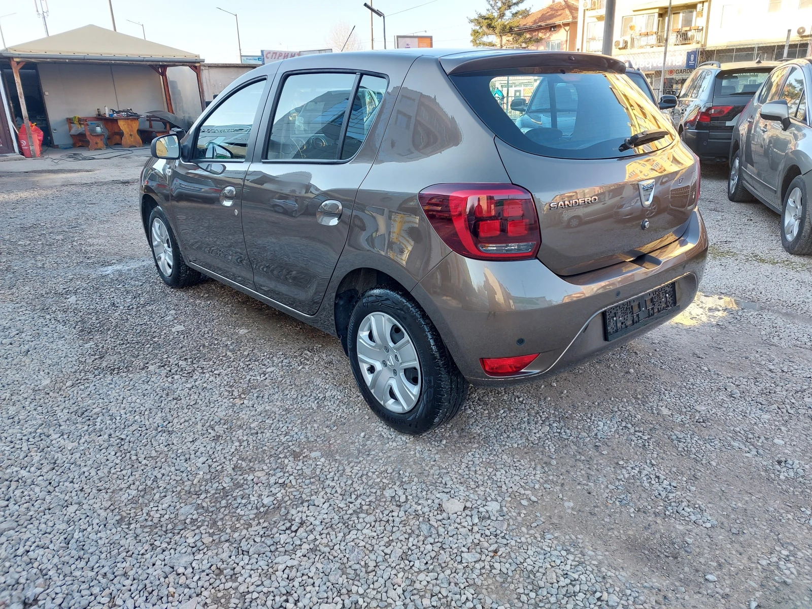 Dacia Sandero, снимка 6 - Автомобили и джипове - 55111586
