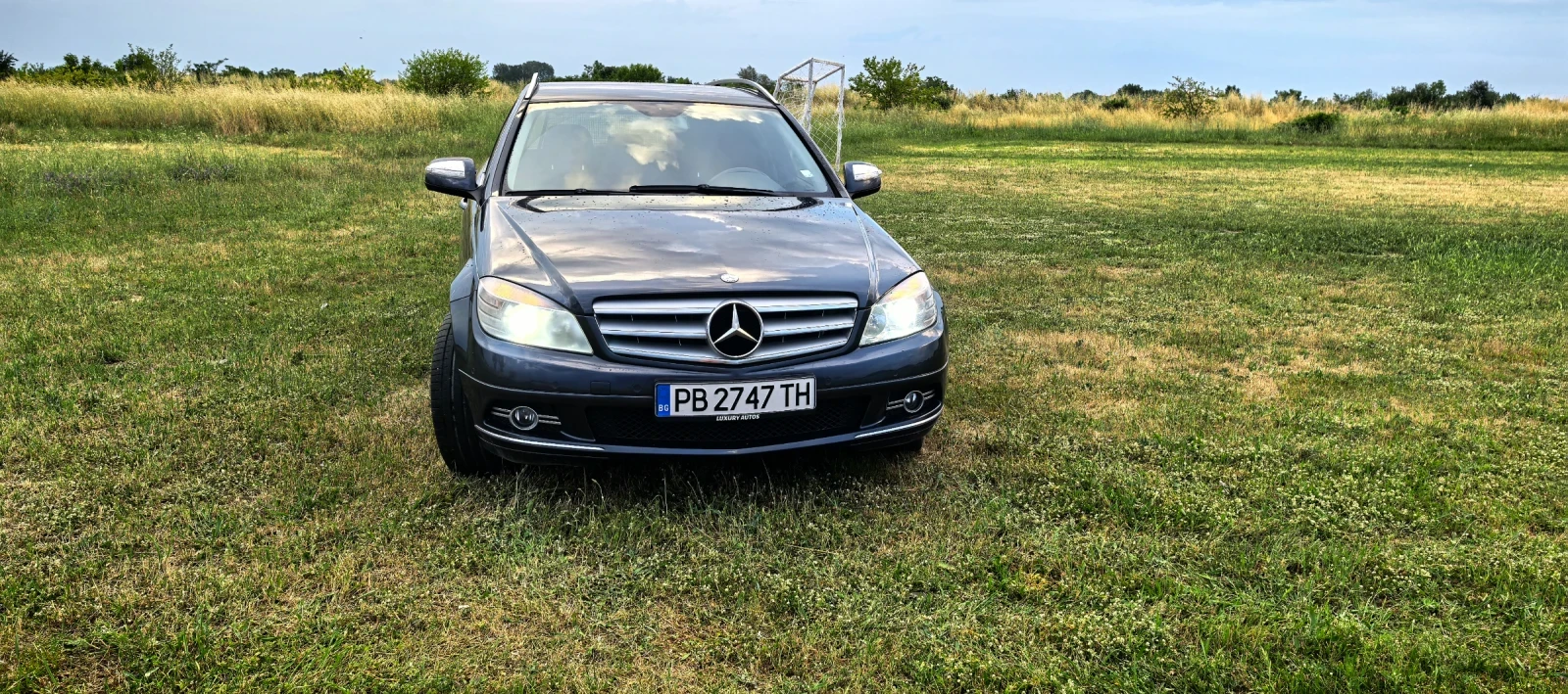 Mercedes-Benz C 220, снимка 2 - Автомобили и джипове - 55225749