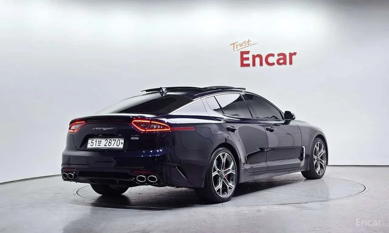Kia Stinger * 3.3 Turbo AWD * CARFAX * ЦЕНА ДО БГ, снимка 2 - Автомобили и джипове - 55559120