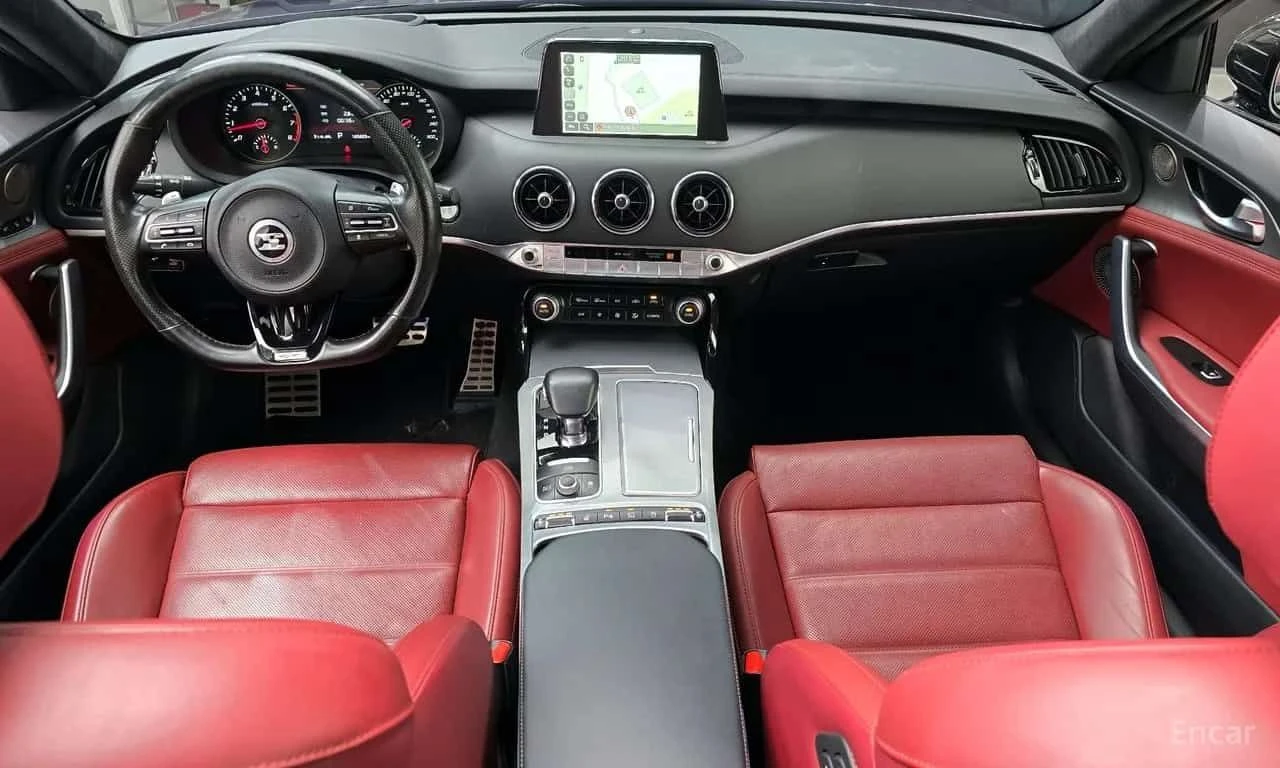 Kia Stinger * 3.3 Turbo AWD * CARFAX * ЦЕНА ДО БГ, снимка 13 - Автомобили и джипове - 55559120