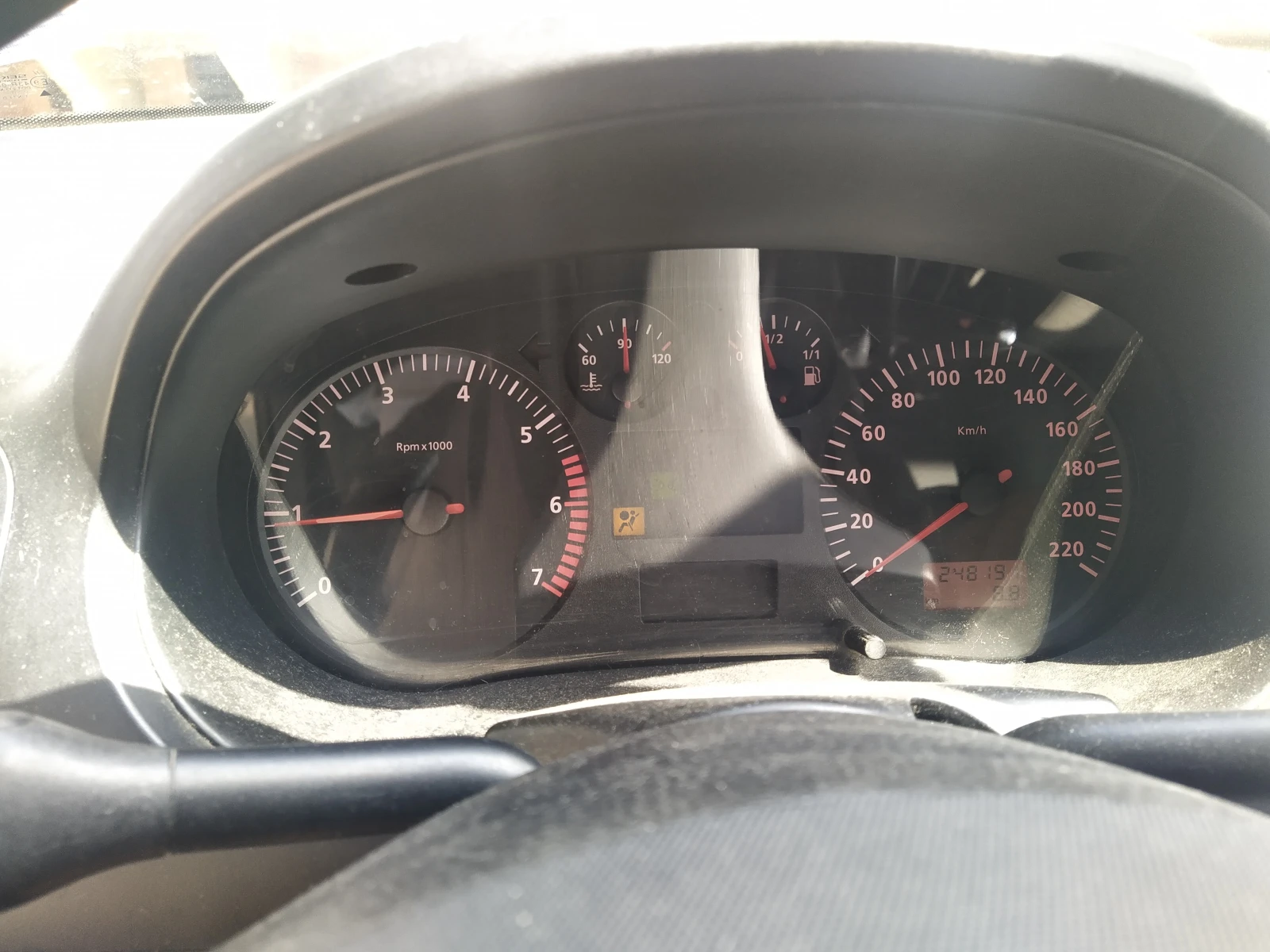 Seat Cordoba 1.4 MPI, снимка 6 - Автомобили и джипове - 55565588