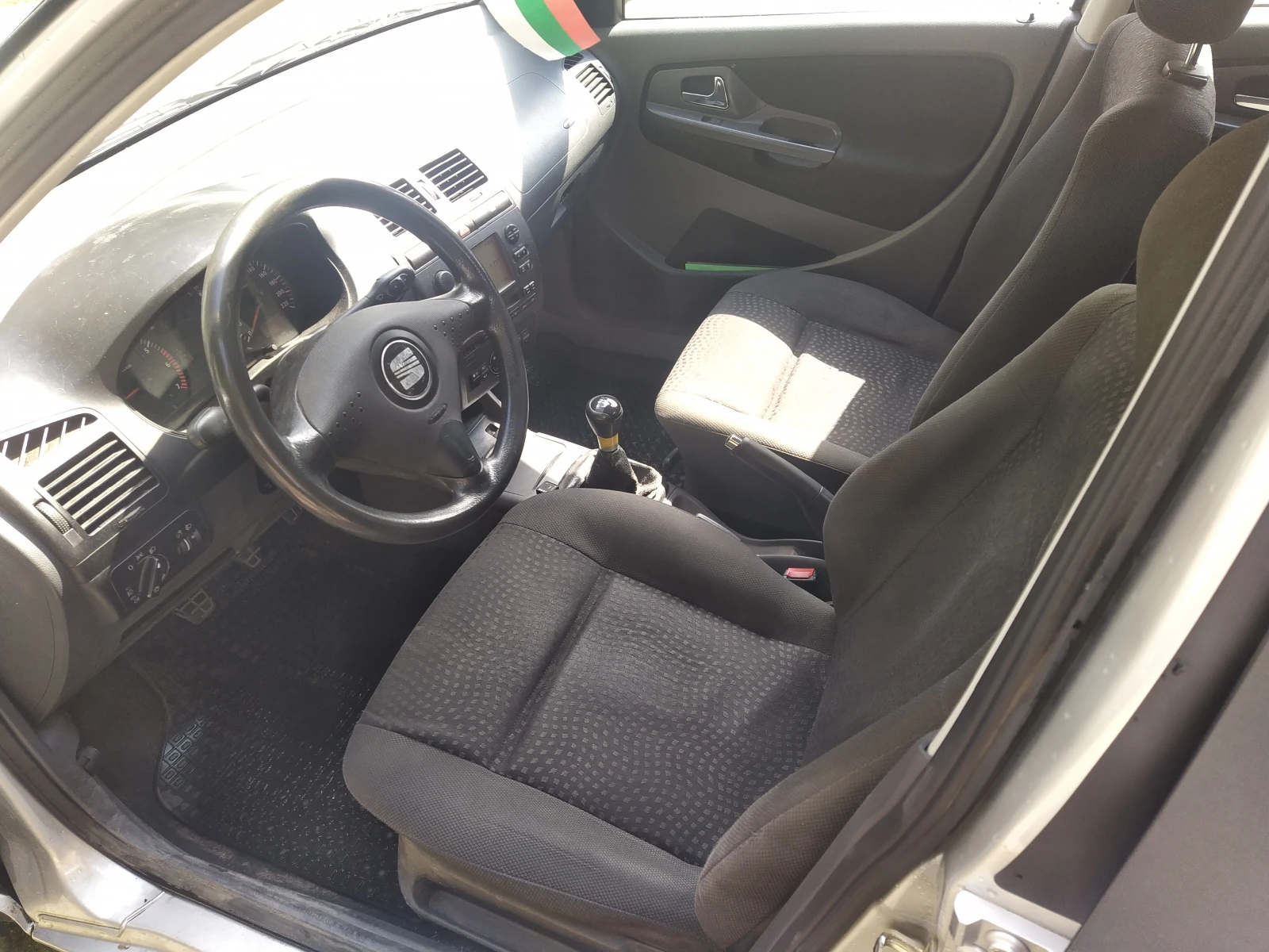 Seat Cordoba 1.4 MPI, снимка 5 - Автомобили и джипове - 55565588