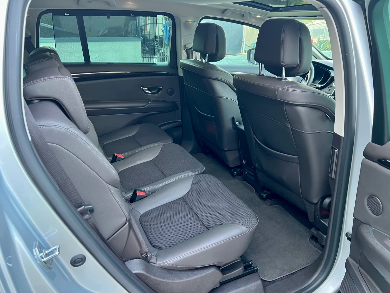 Renault Espace V 1.6D ШВЕЙЦАРИЯ, снимка 7 - Автомобили и джипове - 55808629
