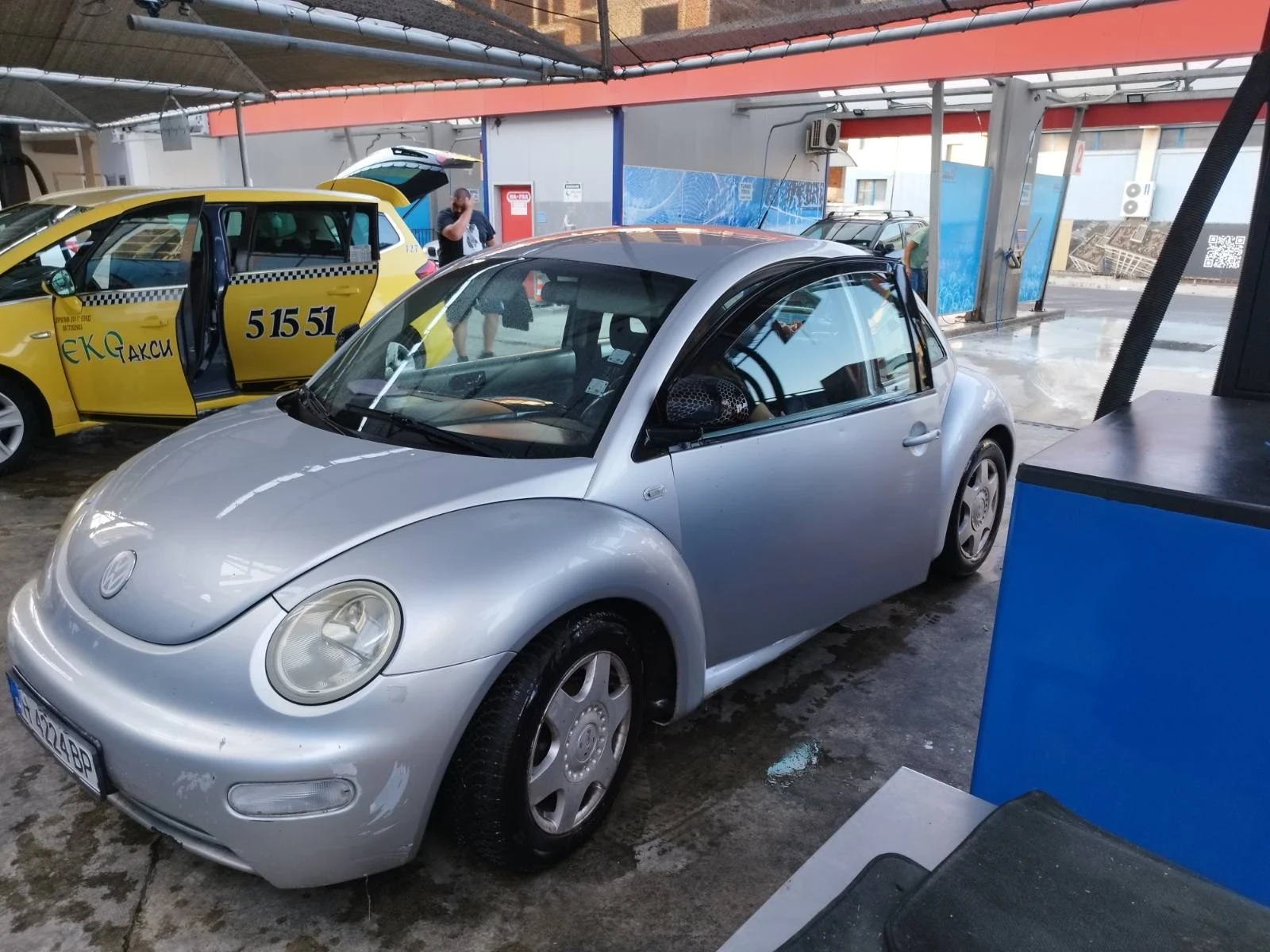 VW Beetle, снимка 2 - Автомобили и джипове - 55951464