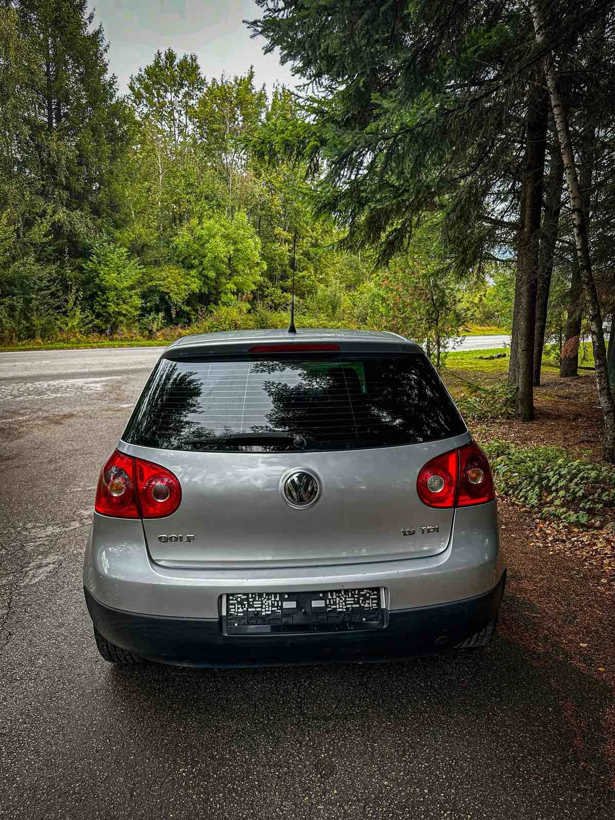 VW Golf, снимка 5 - Автомобили и джипове - 56295788