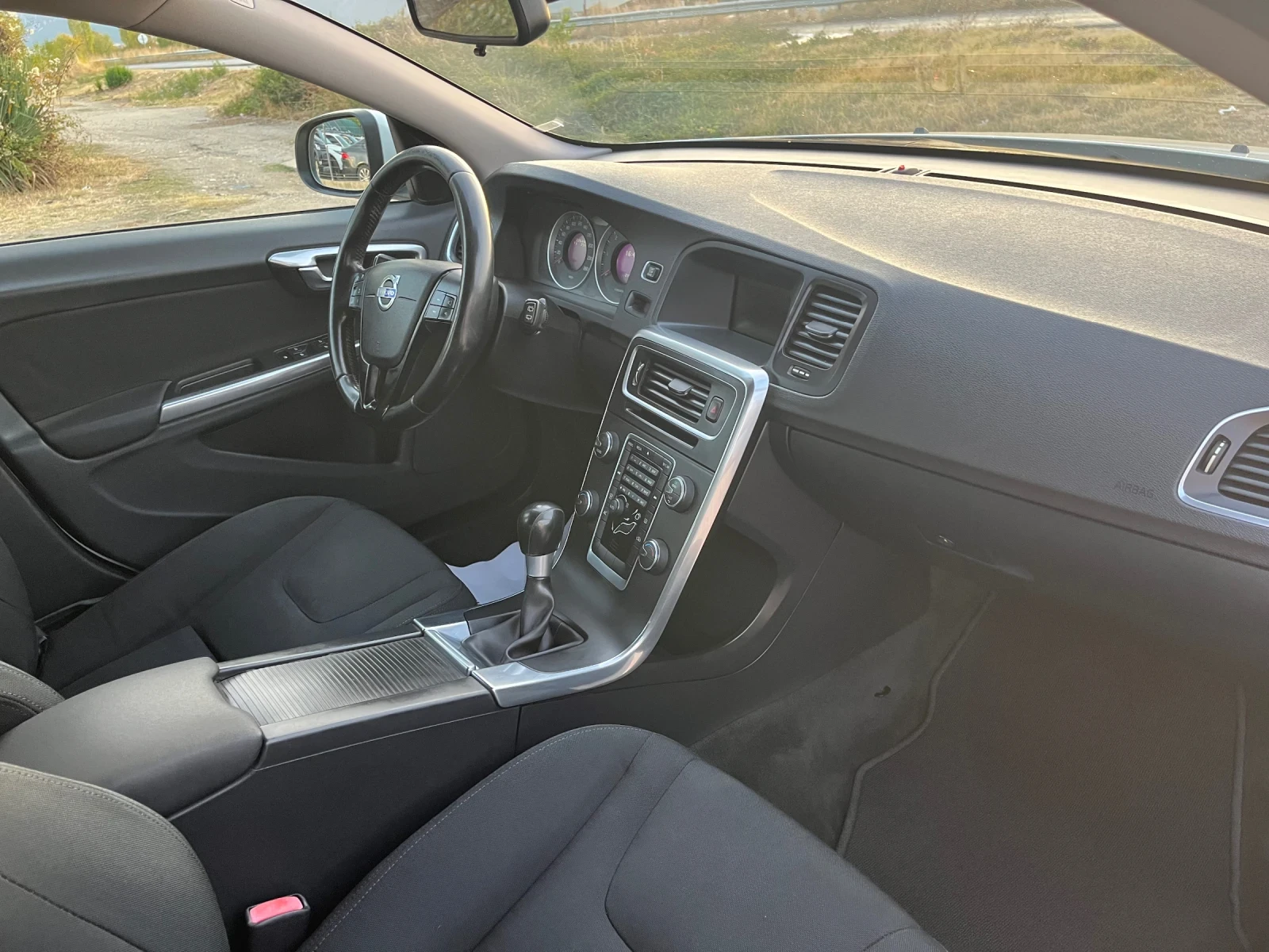 Volvo V60 2.0TDI-D3 163-ITALIA | Mobile.bg � ����������� 5
