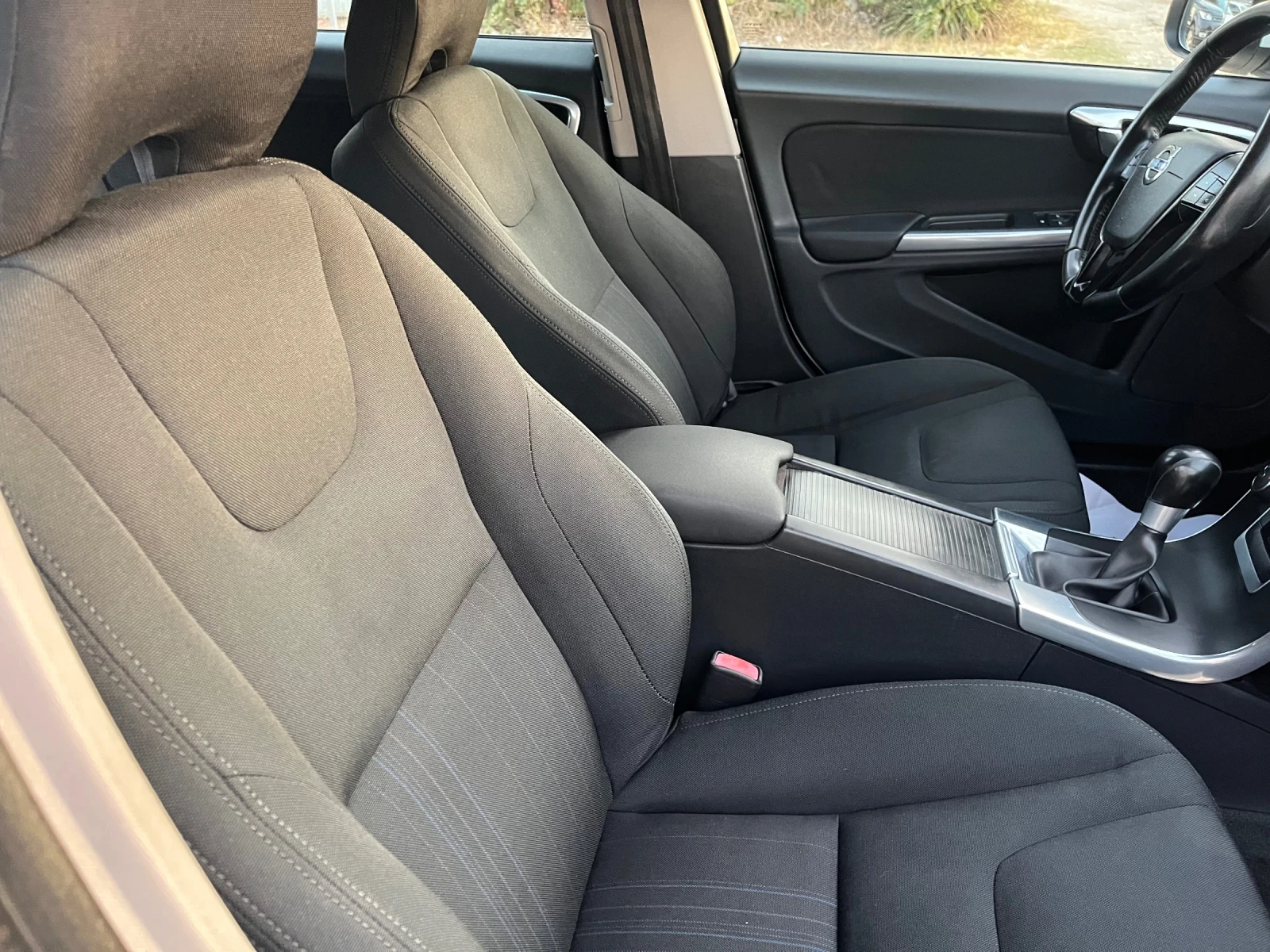 Volvo V60 2.0TDI-D3 163-ITALIA | Mobile.bg � ����������� 6