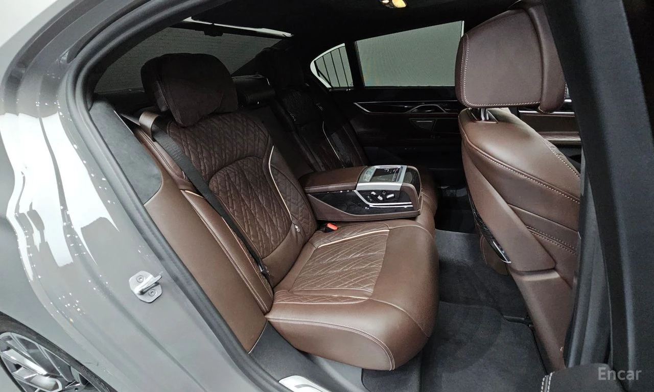BMW 740 M* SPORT* LASER* HARMON* KARDON* ���������* ������ | Mobile.bg � ����������� 14