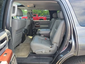 Toyota Sequoia Platinum 5.7 V8 4WD, снимка 13