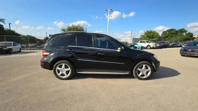 Mercedes-Benz ML 500 4MATIC* AMG* Harmon* Keyless* Шибидах* Подгрев, снимка 2