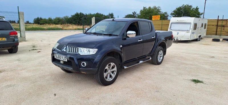 Mitsubishi L200 L200 2.5D 2010, снимка 1 - Автомобили и джипове - 47391145