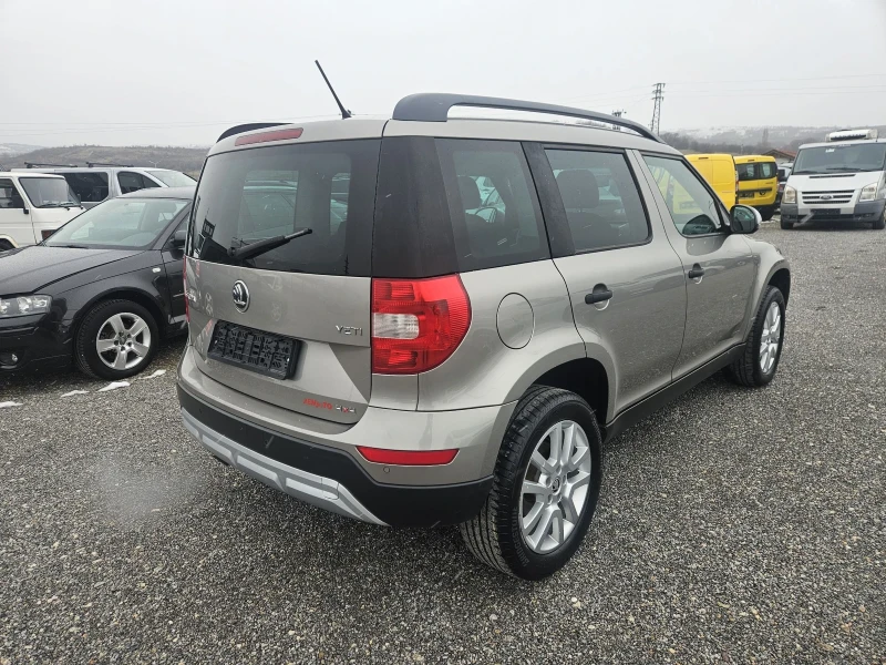 Skoda Yeti 2.0TDI 4X4, снимка 5 - Автомобили и джипове - 48472928