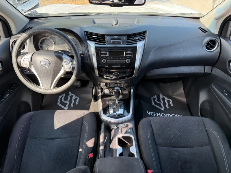 Nissan Navara 2.3 dci Automat 4x4 Tekna, снимка 14 - Автомобили и джипове - 51409382
