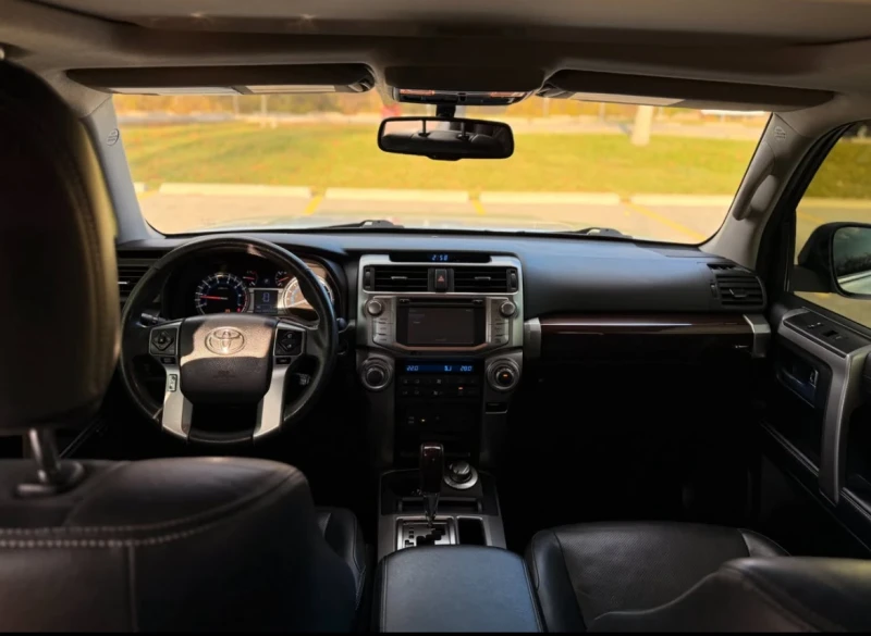 Toyota 4runner LIMITED * * 7 МЕСТА * * CARFAX * * АВТО КРЕДИТ * *, снимка 11 - Автомобили и джипове - 52787383