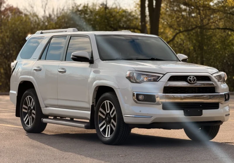 Toyota 4runner LIMITED * * 7 МЕСТА * * CARFAX * * АВТО КРЕДИТ * *, снимка 3 - Автомобили и джипове - 52787383
