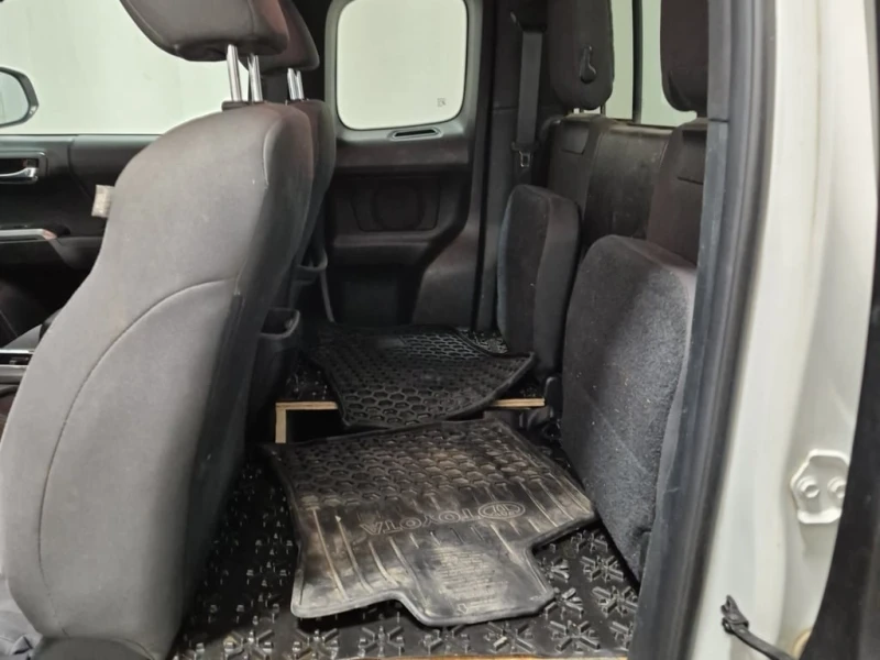 Toyota Tacoma * SR5 EXTENDED CAB LONG BED * CARFAX * БЕЗ ПЪРВОНА, снимка 12 - Автомобили и джипове - 53084938