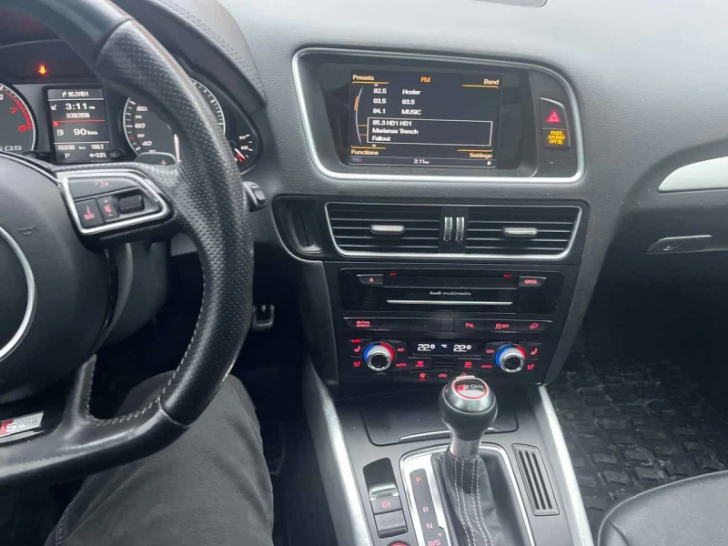 Audi SQ5 * 3.0T Technik * CARFAX * КИЙЛЕС* ОБДУХВАНЕ* , снимка 9 - Автомобили и джипове - 53581408