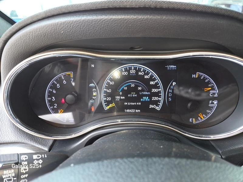 Jeep Cherokee 3.6 Limited| 295к.с.| ВКЛ.ТЕХНОТЕСТ, снимка 13 - Автомобили и джипове - 55644243