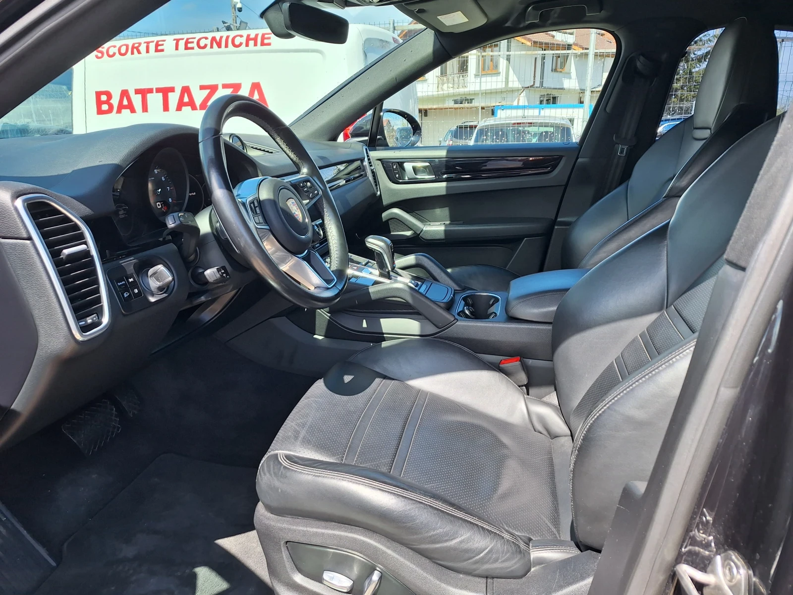Porsche Cayenne 3.0 Coupe 86600KM EURO 6B - изображение 9
