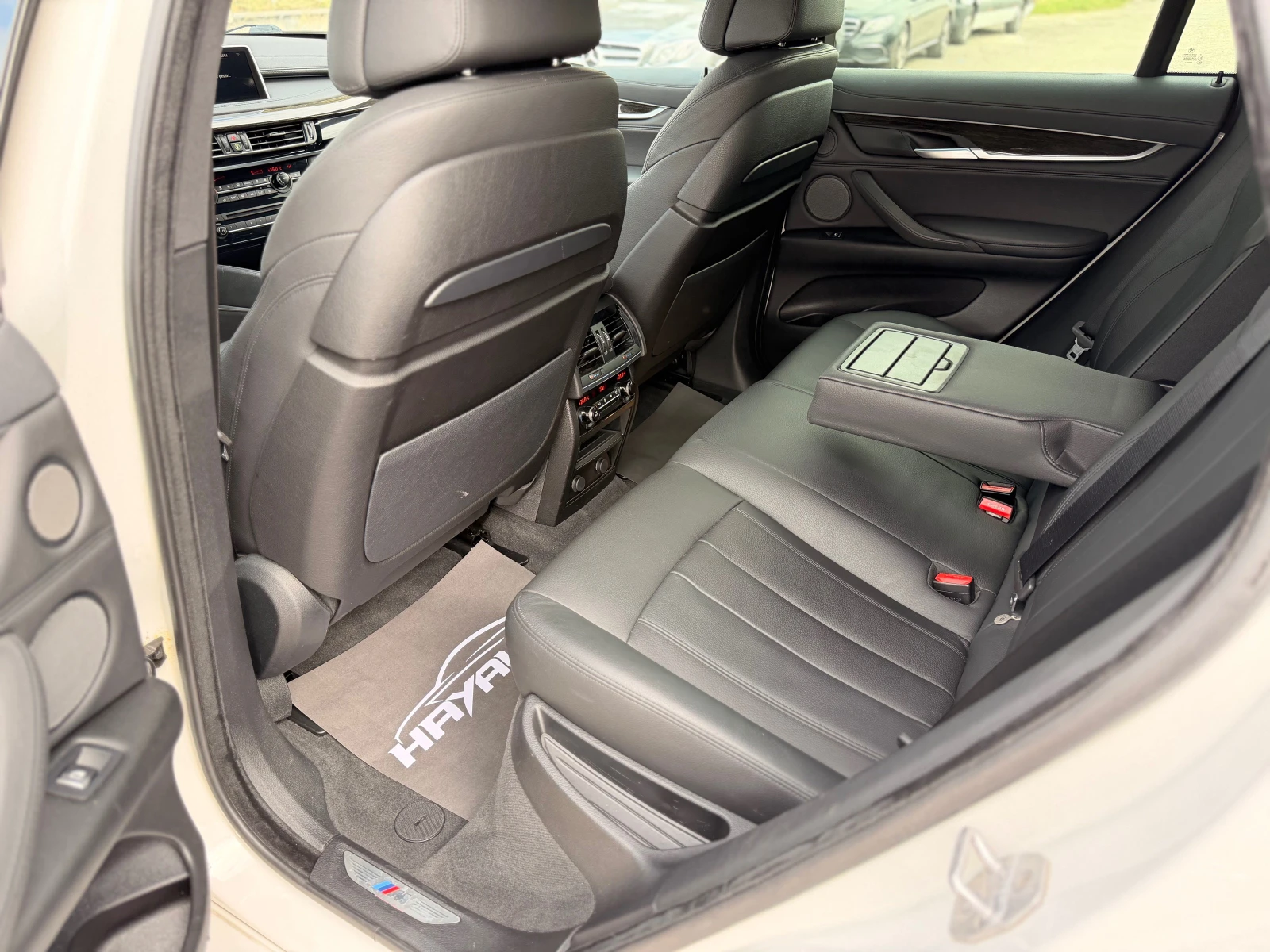 BMW X6 M50D= XDRIVE= M-PERFORMANCE= AERO PACK= HUD= SOFT  | Mobile.bg   13