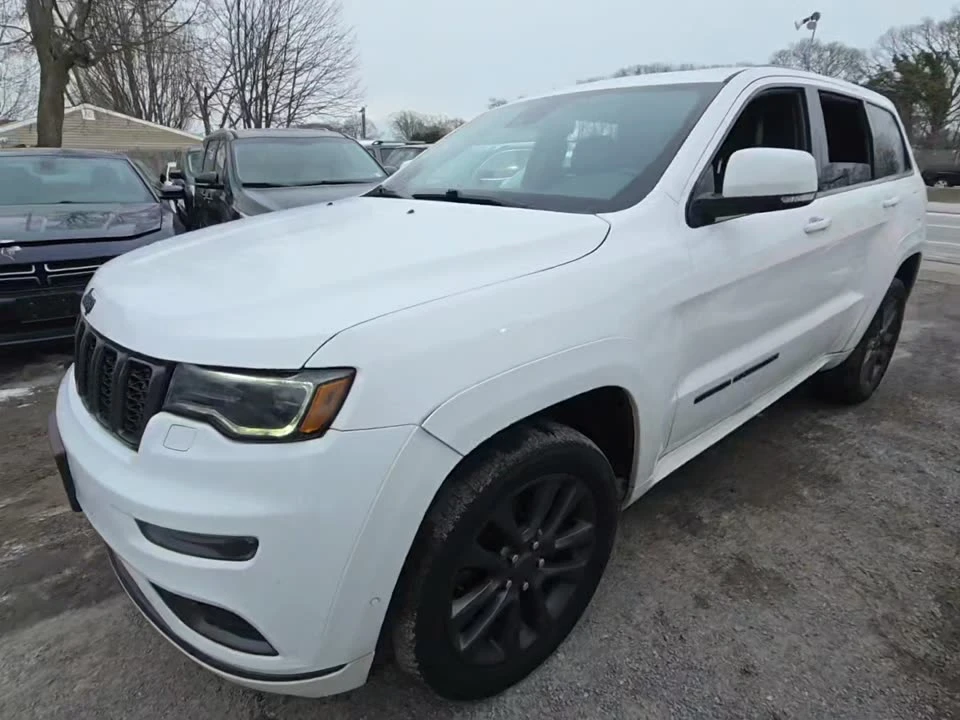 Jeep Grand cherokee 2019 Jeep Grand Cherokee High Altitude Edition - изображение 3