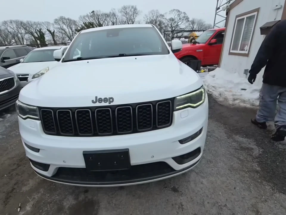 Jeep Grand cherokee 2019 Jeep Grand Cherokee High Altitude Edition - изображение 2