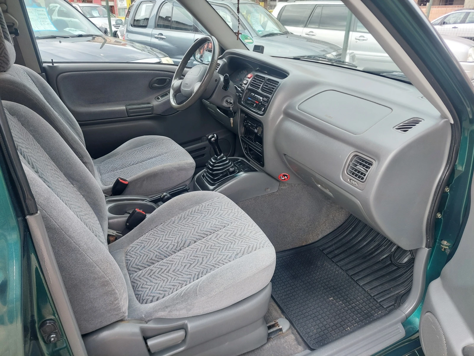 Suzuki Grand vitara 1, 6i--ТОП СЪСТОЯНИЕ - изображение 9