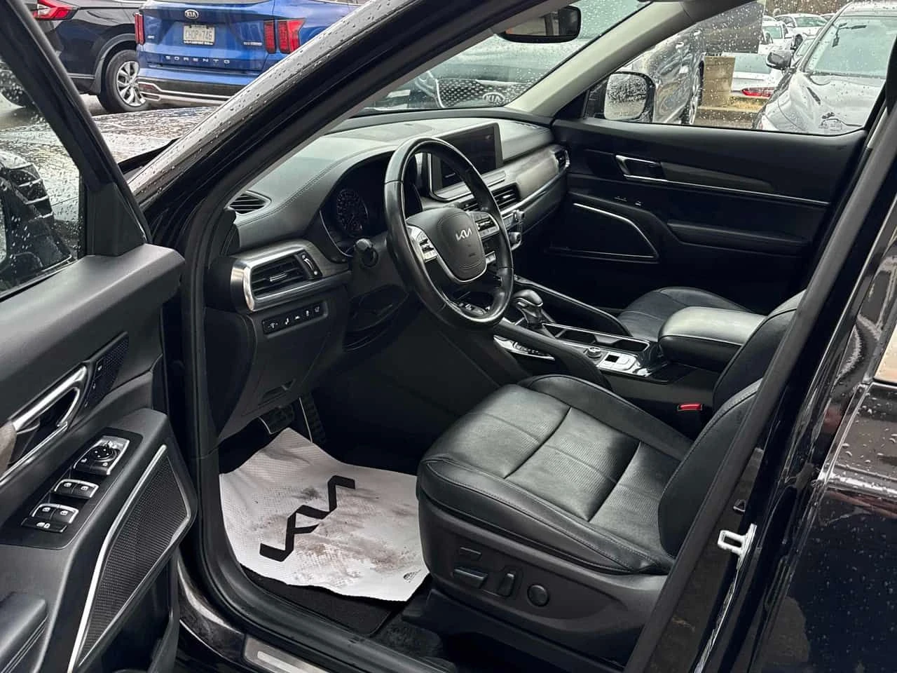 Kia Telluride SX AWD/ПОДГРЕВИ/ШИБИДАХ/ПРЕДСТАВИТЕЛСТВО НА KIA, снимка 7 - Автомобили и джипове - 54184491