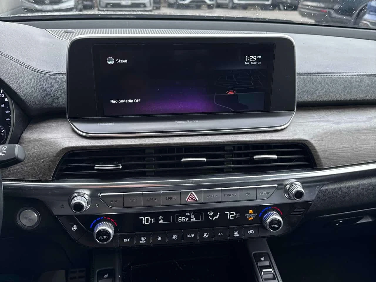 Kia Telluride SX AWD/ПОДГРЕВИ/ШИБИДАХ/ПРЕДСТАВИТЕЛСТВО НА KIA, снимка 9 - Автомобили и джипове - 54184491