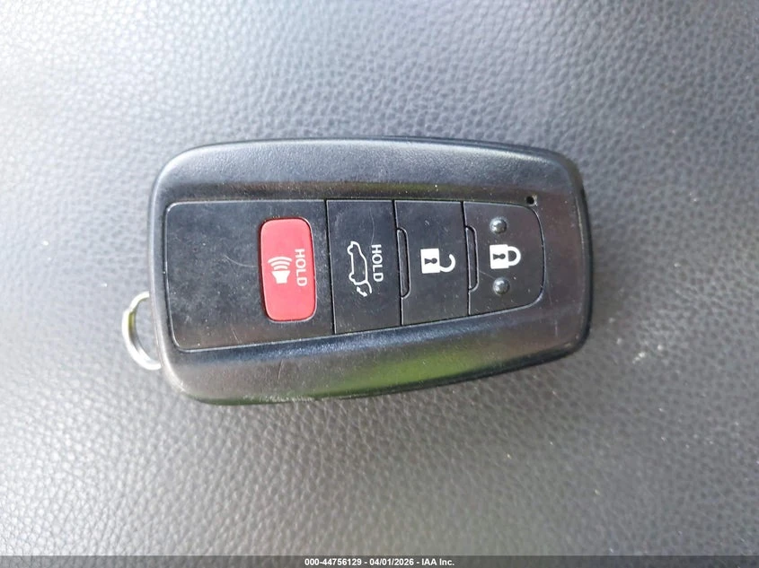 Toyota Rav4 2.5l Xle, снимка 11 - Автомобили и джипове - 54307508