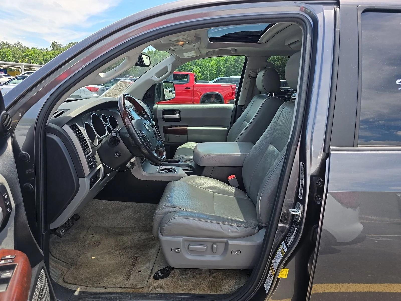 Toyota Sequoia Platinum 5.7 V8 4WD | Mobile.bg � ����������� 7