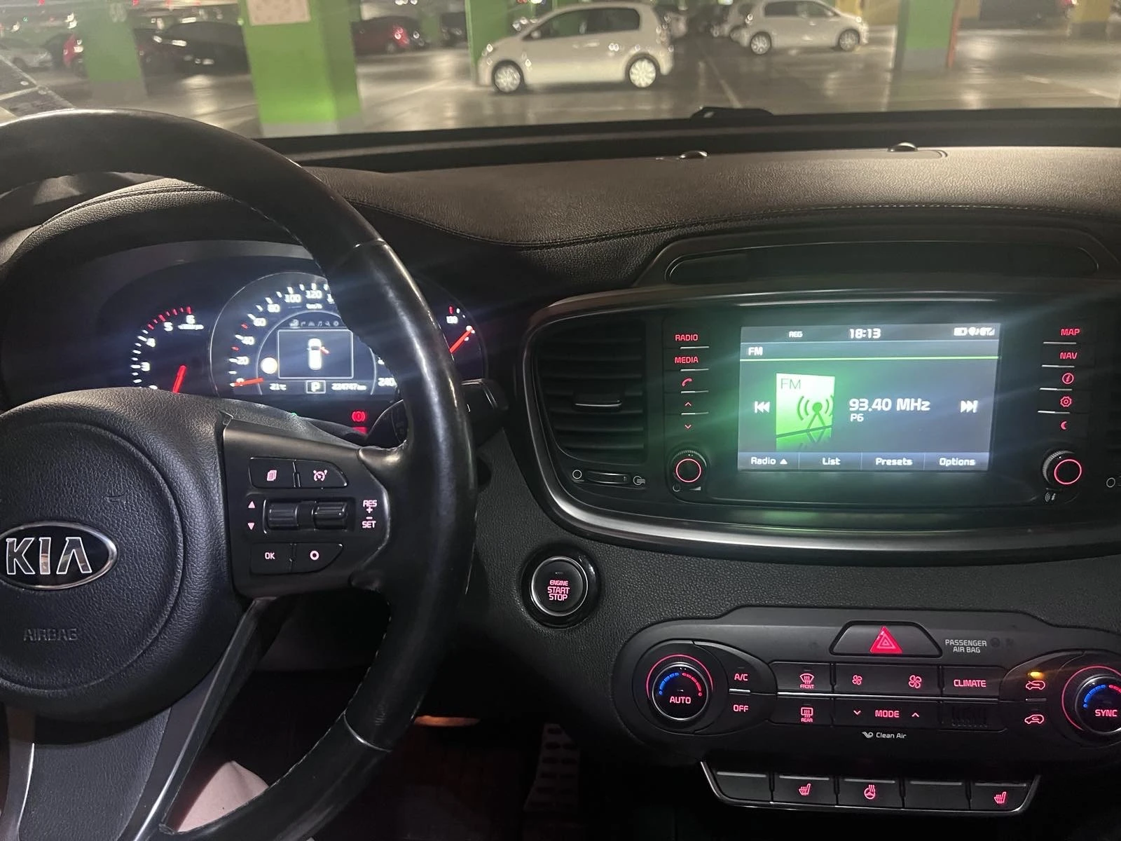 Kia Sorento, снимка 12 - Автомобили и джипове - 55093822