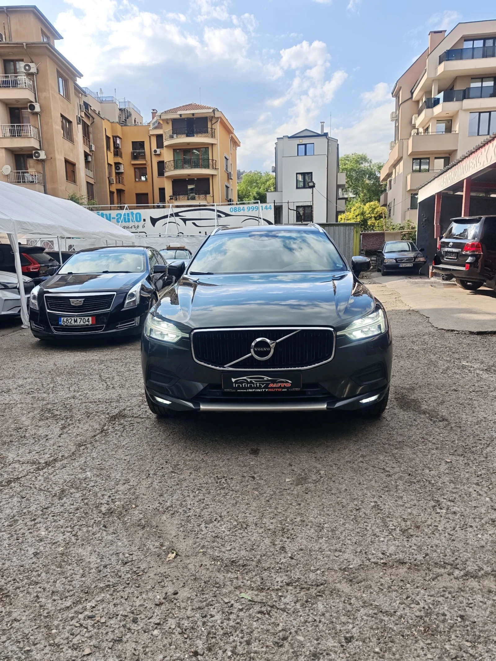 Volvo XC60 B4, HYBRID, AWD, КАМЕРА, ПОДГРЕВ, ДИСТРОНИК!ФУЛ!, снимка 2 - Автомобили и джипове - 55381959