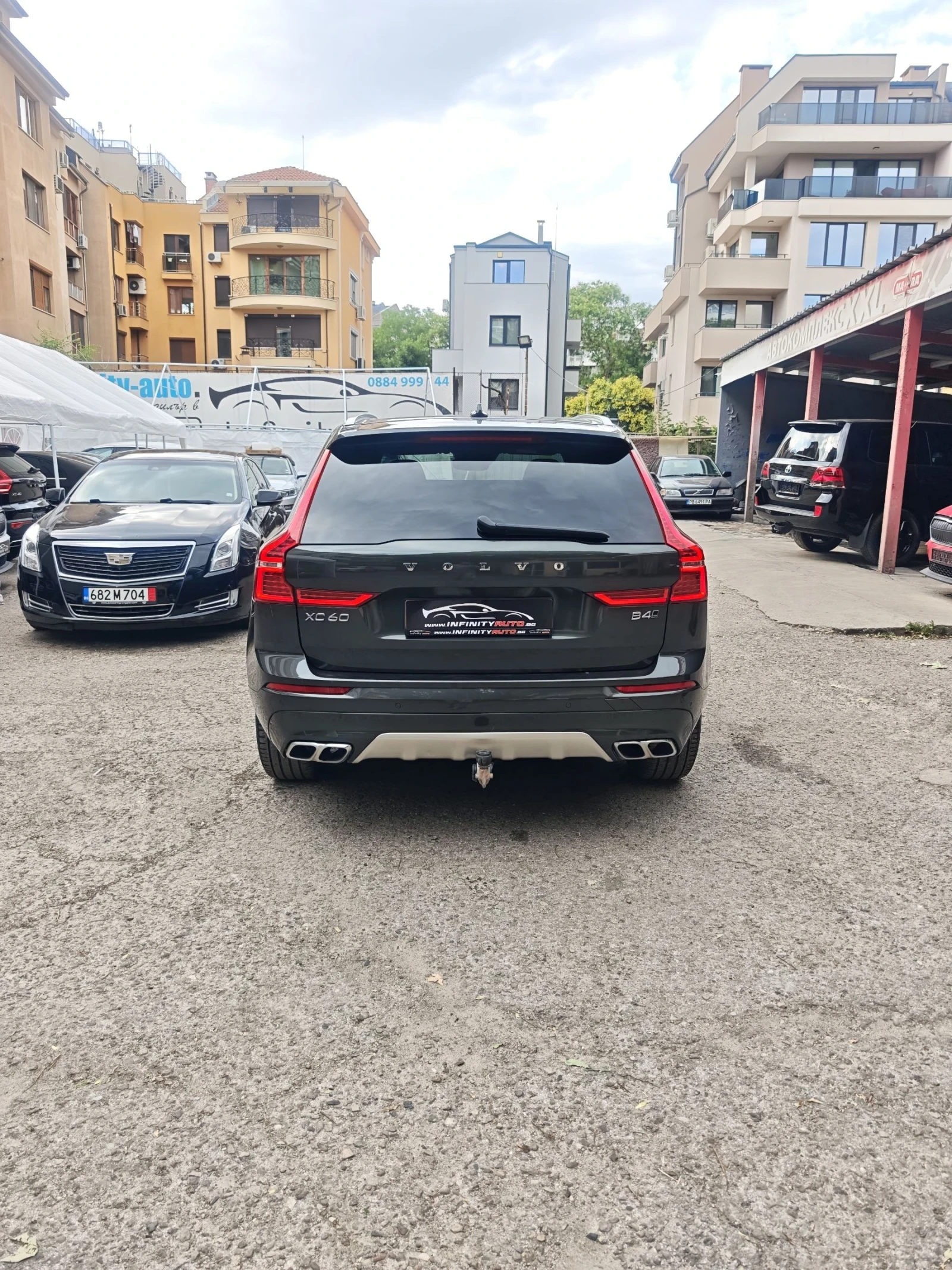Volvo XC60 B4, HYBRID, AWD, КАМЕРА, ПОДГРЕВ, ДИСТРОНИК!ФУЛ!, снимка 3 - Автомобили и джипове - 55381959