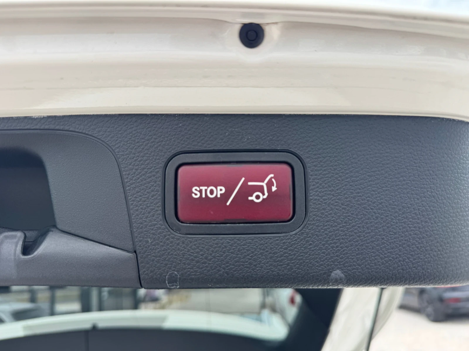 Mercedes-Benz GLC 43 AMG AMG premium, снимка 17 - Автомобили и джипове - 56213646