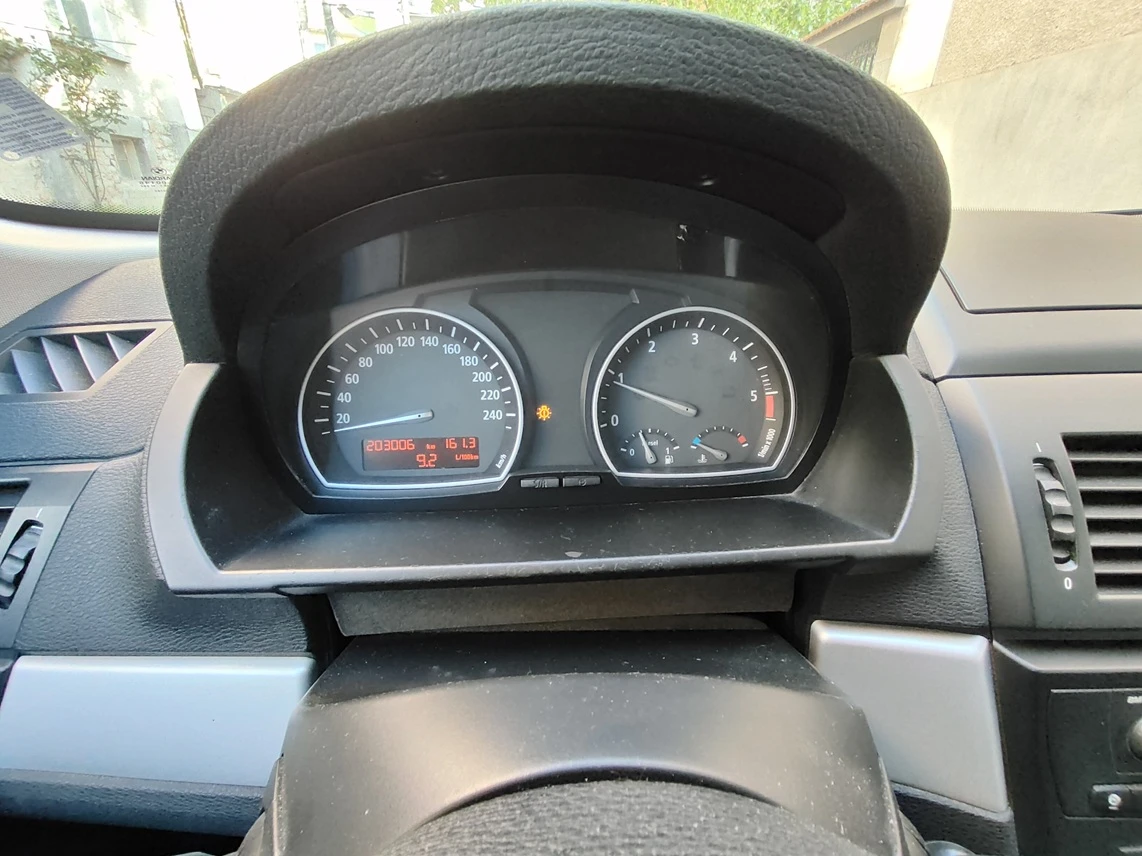 BMW X3 2.0 D, снимка 8 - Автомобили и джипове - 56729795