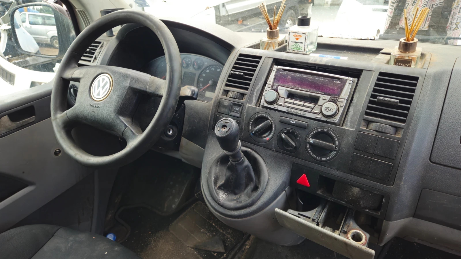 VW Transporter 1.9tdi/на части , снимка 7 - Бусове и автобуси - 55675706
