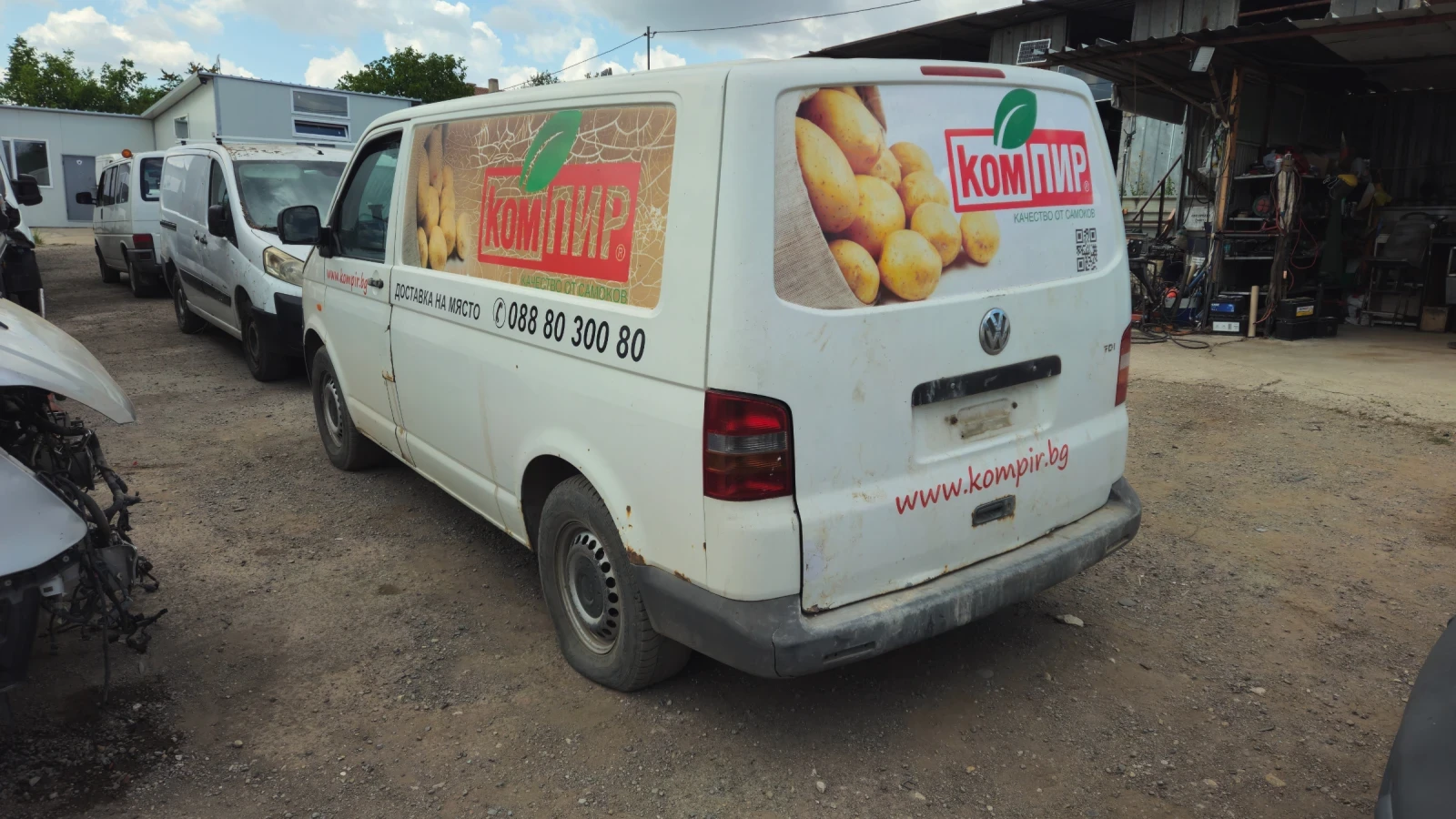 VW Transporter 1.9tdi/на части , снимка 4 - Бусове и автобуси - 55675706